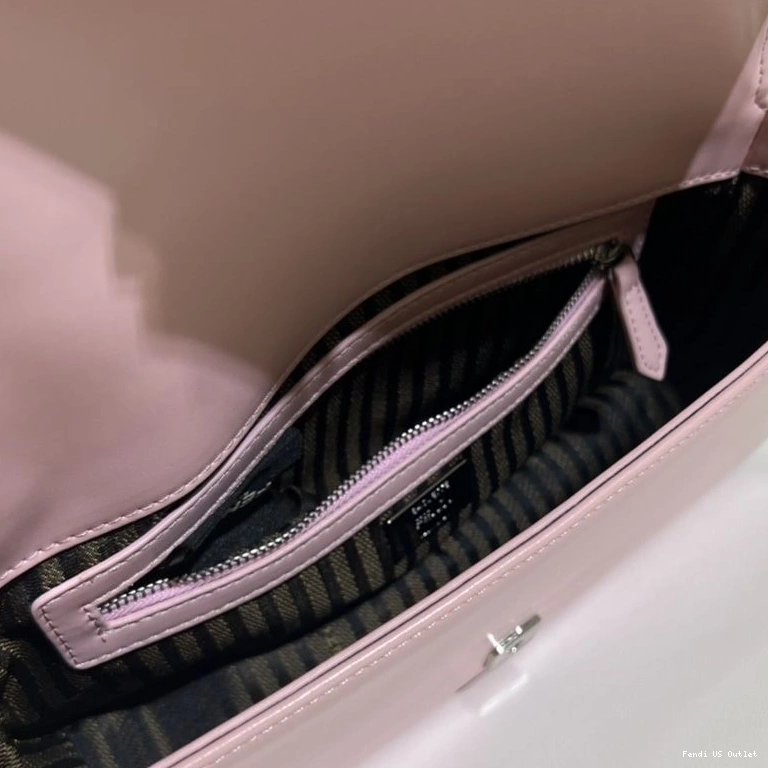 Vintage HOT In Baguette Bag Medium Pink Leather Fendi Tiffany Smooth 0809